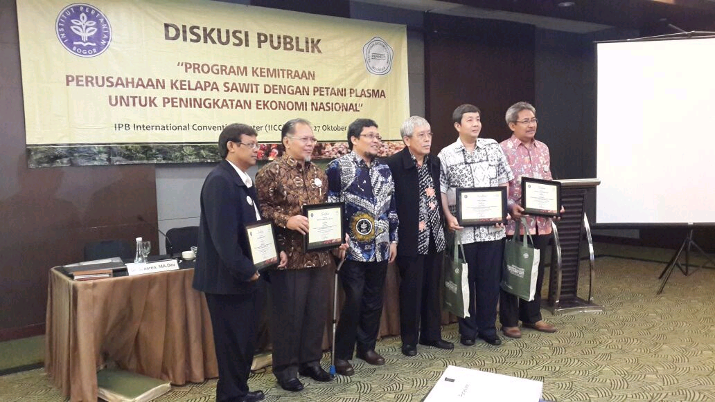Asian Agri partners smallholders