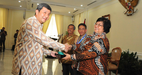 Asian Agri Recognized by Minister of Environment and Forestry for Company Performance Improvement (Green Category)